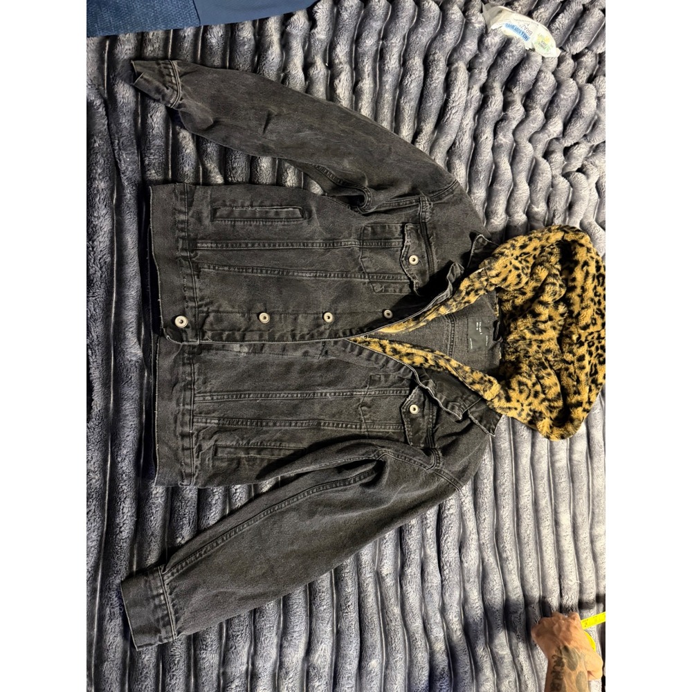 Zara Man Washed Black Denim Jacket Detachable Leopard Faux Fur Hood Small